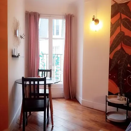 Apartment Bright Loft In Montmartre