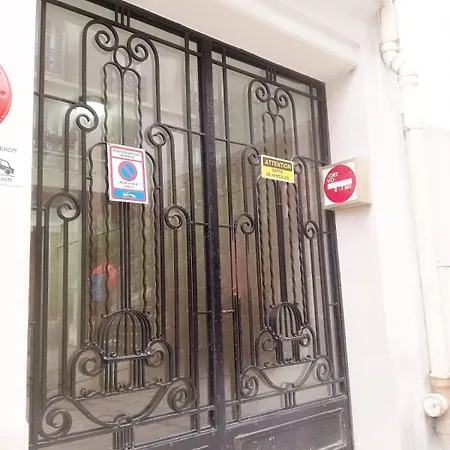 شقة Bright Loft In Montmartre *